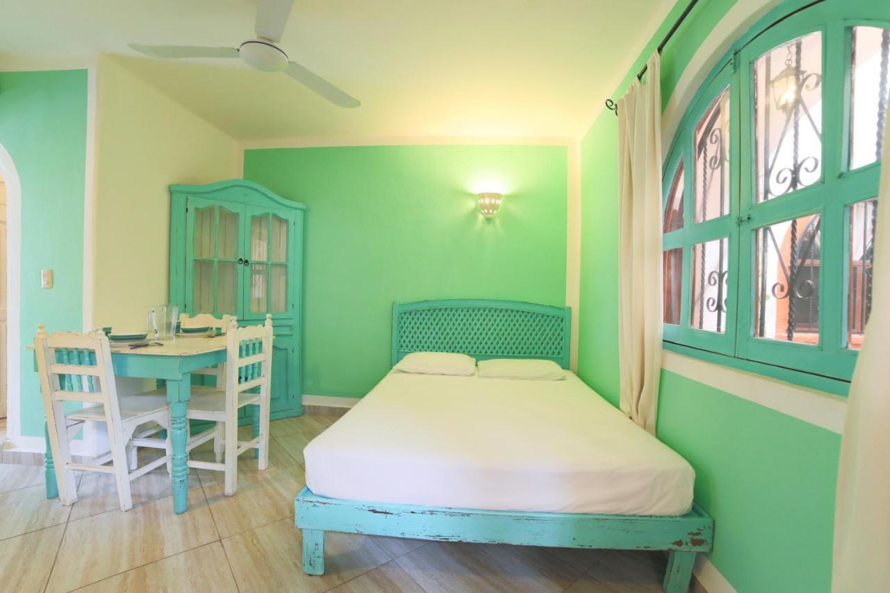 Alma Y Mar Apart Hotel 5Th Av Playa del Carmen Exterior photo