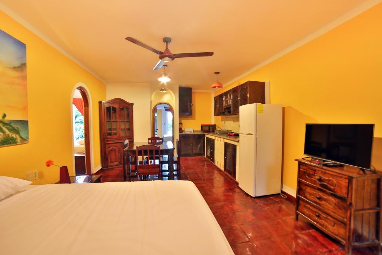 Alma Y Mar Apart Hotel 5Th Av Playa del Carmen Exterior photo