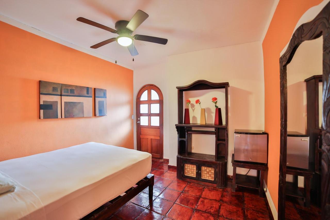 Alma Y Mar Apart Hotel 5Th Av Playa del Carmen Exterior photo